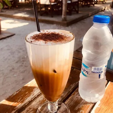 Poplar Lofts & Karavouzi Apartman