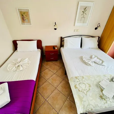 Poplar Lofts & Karavouzi Prínos