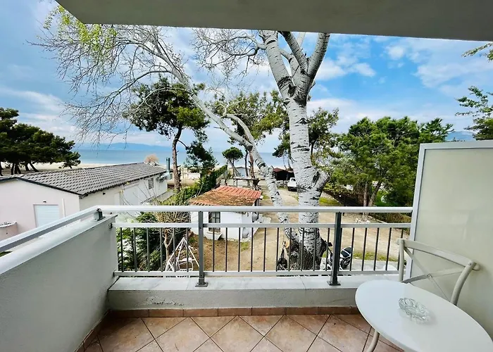 Poplar Lofts & Karavouzi