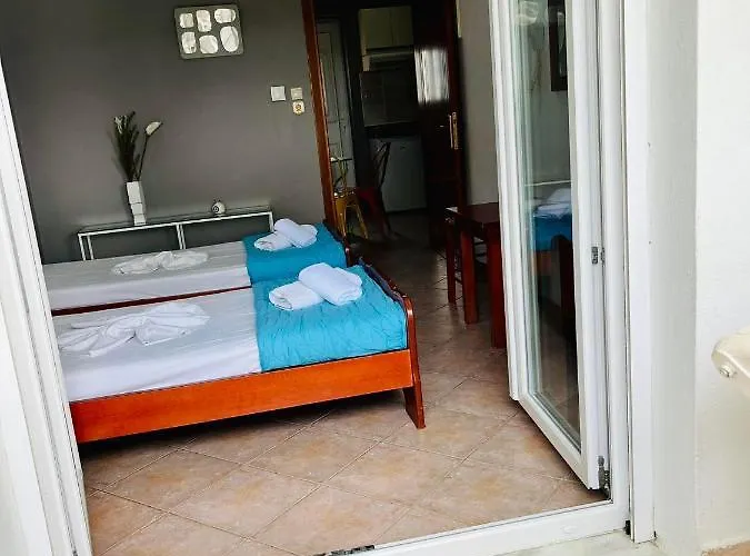 公寓 Poplar Lofts & Karavouzi *