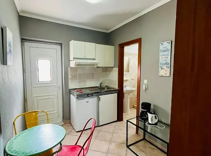 Poplar Lofts & Karavouzi *