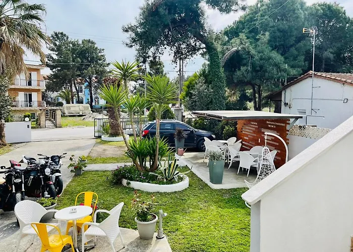 Poplar Lofts & Karavouzi