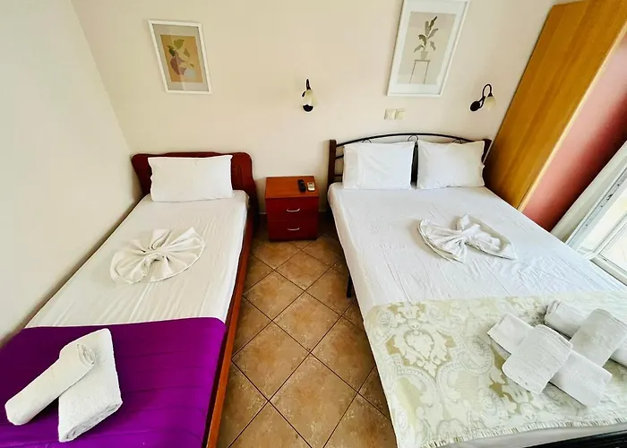 Poplar Lofts & Karavouzi Prínos