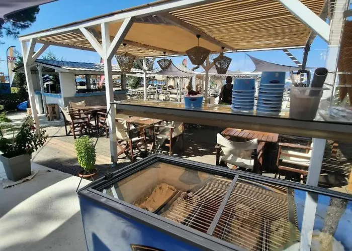 Poplar Lofts & Karavouzi *