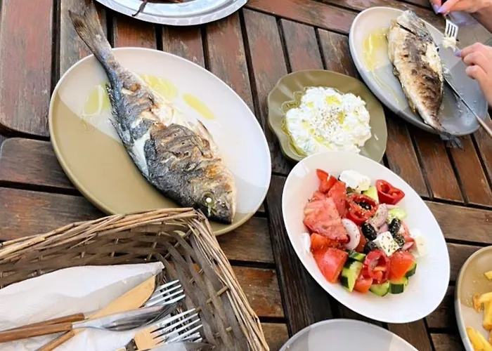 Poplar Lofts & Karavouzi Prínos